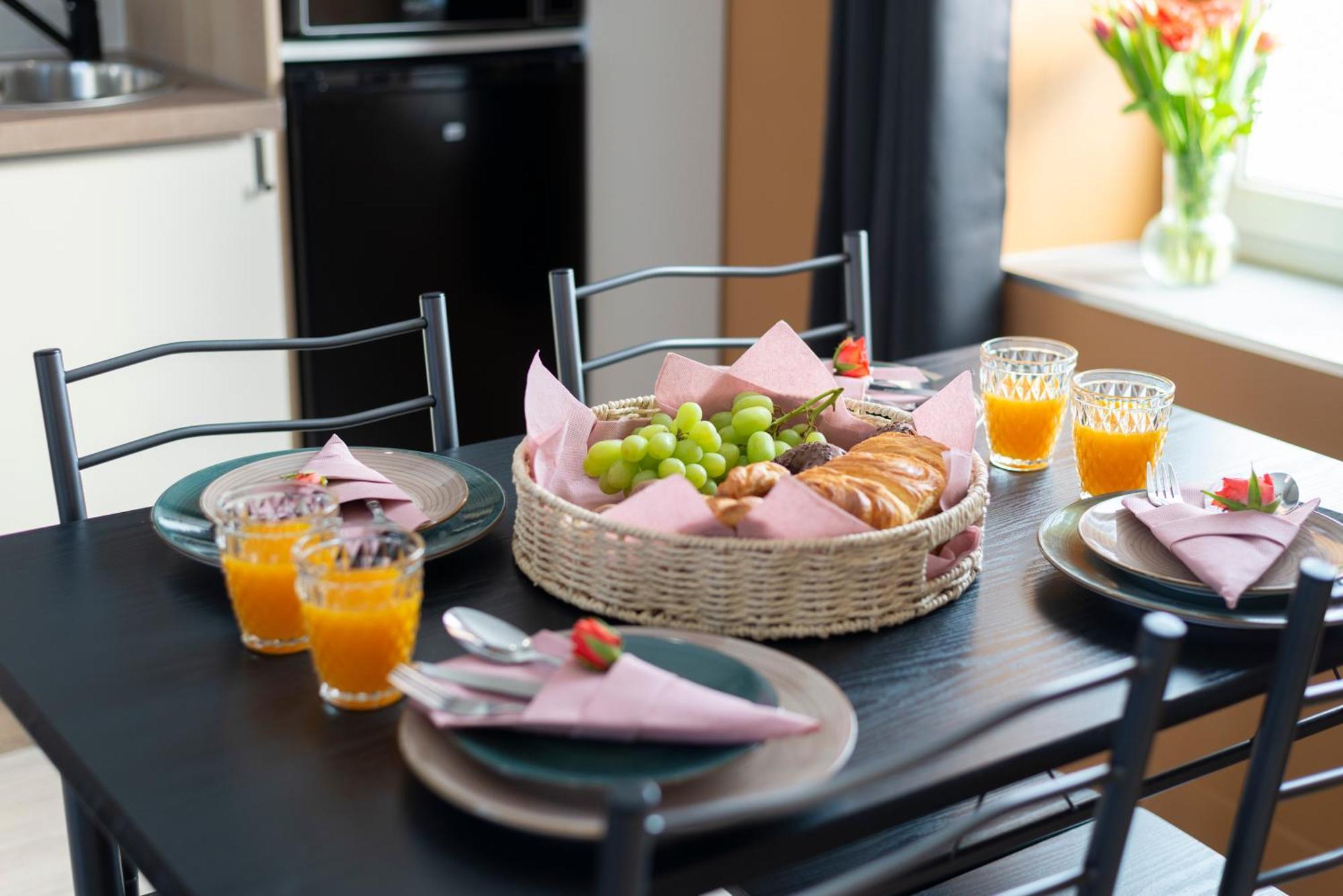 Jungle - Magnifique Appartement Avec Parking Prive - Paris-Disney & Cdg A 25 Minutes Pomponne Eksteriør billede