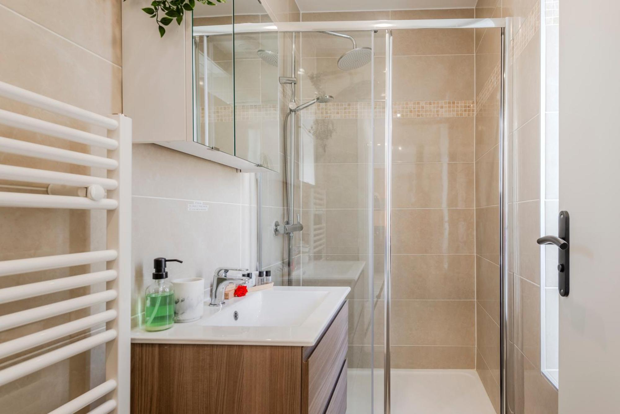 Jungle - Magnifique Appartement Avec Parking Prive - Paris-Disney & Cdg A 25 Minutes Pomponne Eksteriør billede