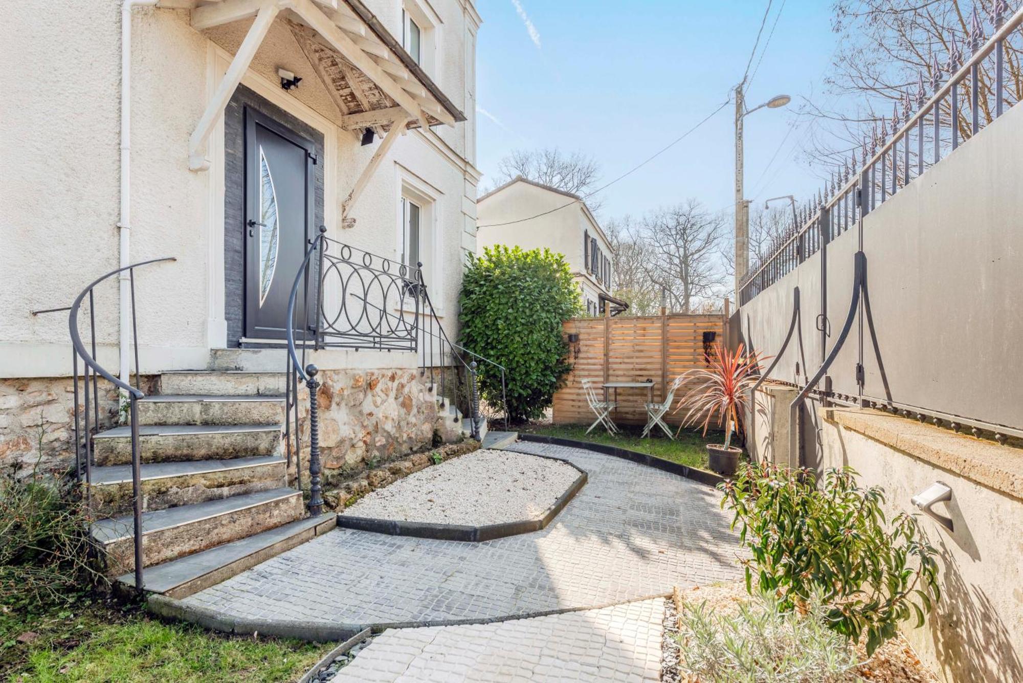Jungle - Magnifique Appartement Avec Parking Prive - Paris-Disney & Cdg A 25 Minutes Pomponne Eksteriør billede